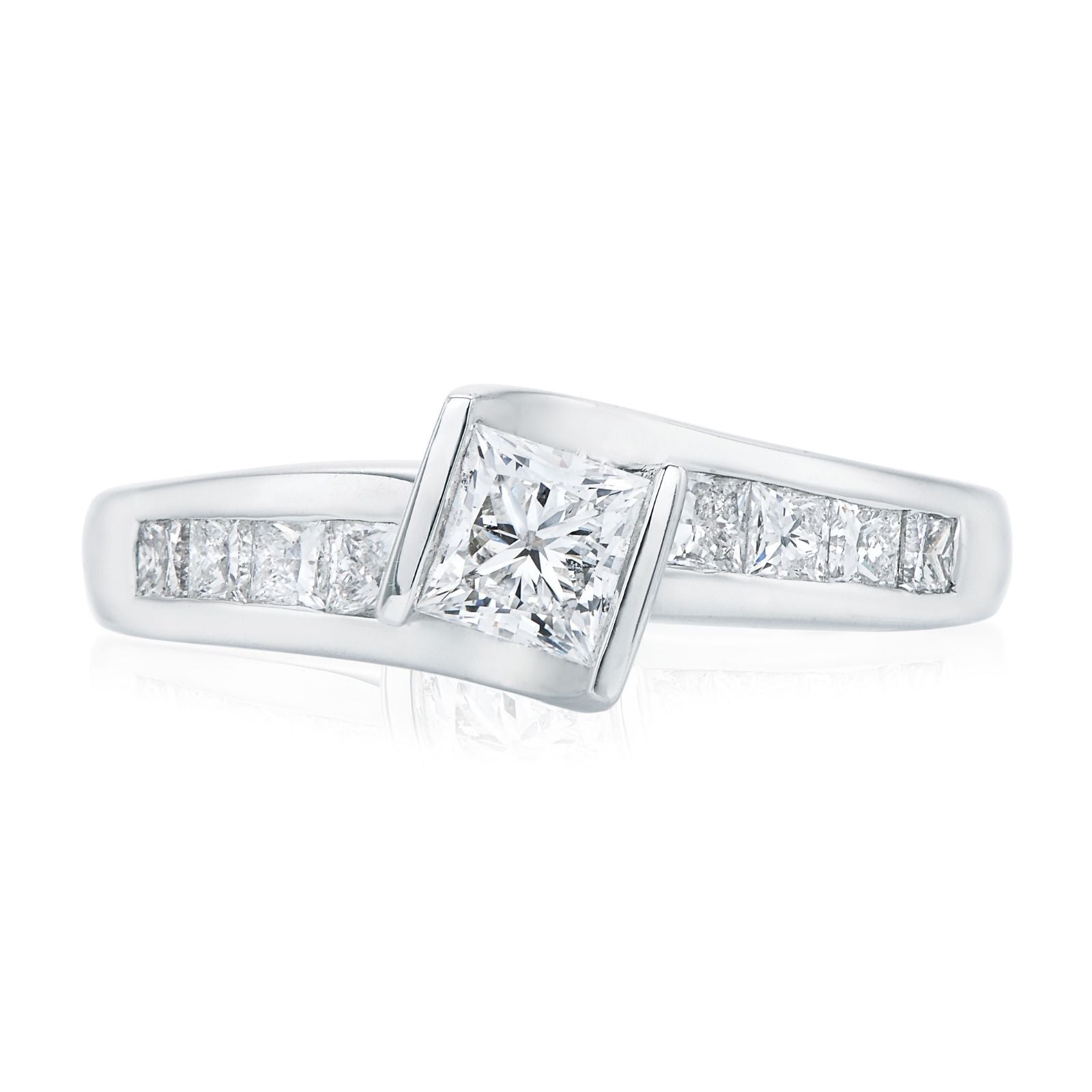 18ct White Gold Princess Cut 1.00 Carat tw Diamond Ring