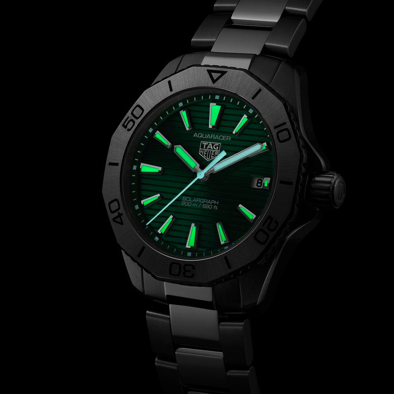 TAG Heuer Aquaracer Professional 200 Solargraph