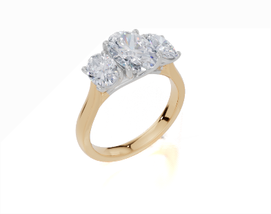 18ct Yellow Gold Oval Cut 2.50 Carat tw of Lab-Grown Diamond Ring