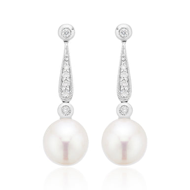 9ct White Gold Fresh Water Pearl 0.10 Carat tw of Diamonds Drop Earrings