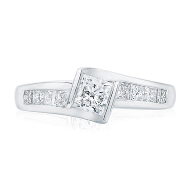 18ct White Gold Princess Cut 1.00 Carat tw Diamond Ring