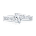 18ct White Gold Princess Cut 1.00 Carat tw Diamond Ring
