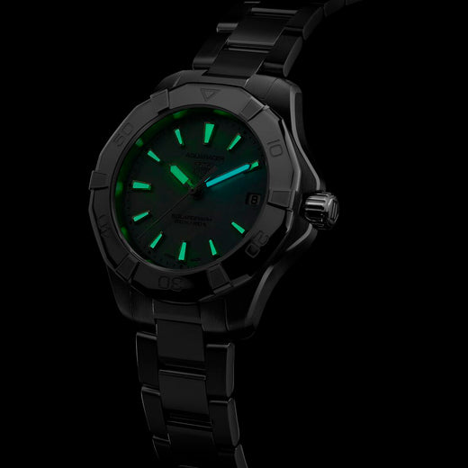 TAG Heuer Aquaracer Professional 200 Solargraph