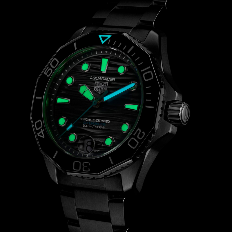 TAG Heuer Aquaracer Professional 300 Date