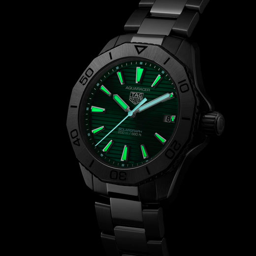 TAG Heuer Aquaracer Professional 200 Solargraph