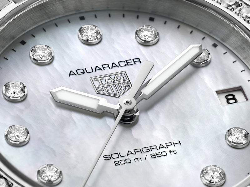 TAG Heuer Aquaracer Professional 200 Solargraph