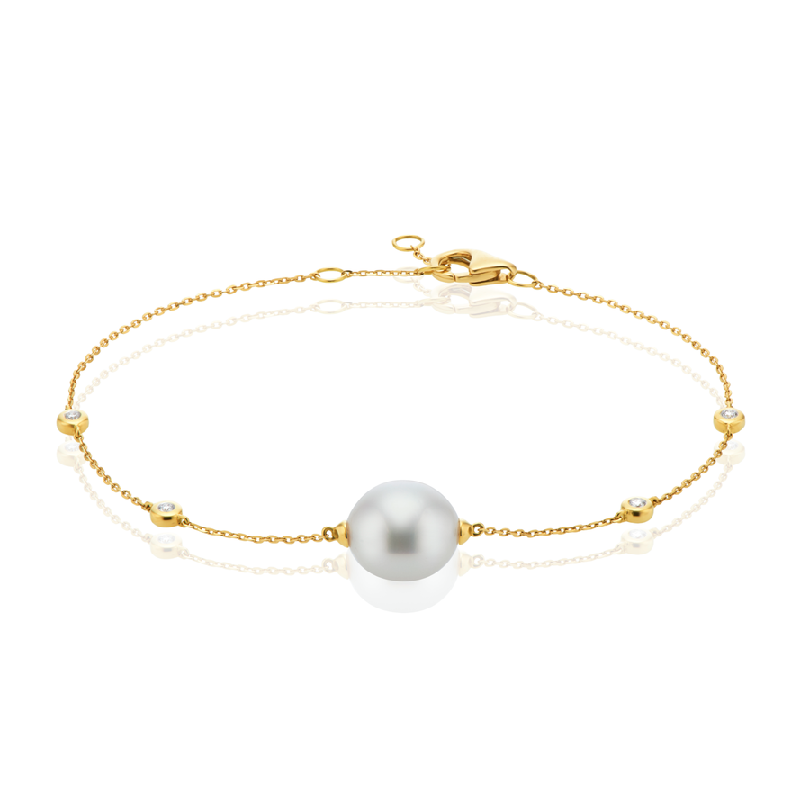 Perla by Autore 18ct Yellow Gold Oval 9mm Pearl & 0.06 ctw Round Cut Diamond Bracelet