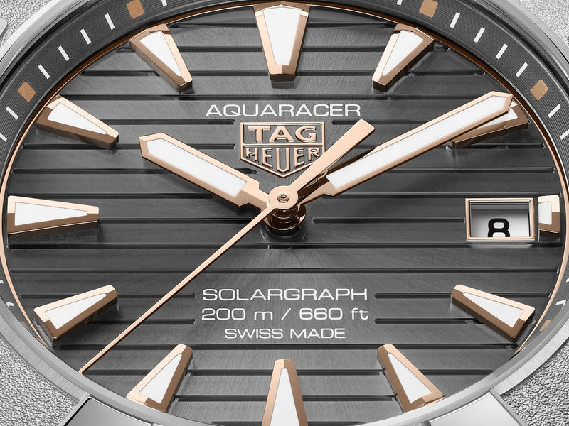 TAG Heuer Aquaracer Professional 200 Solargraph