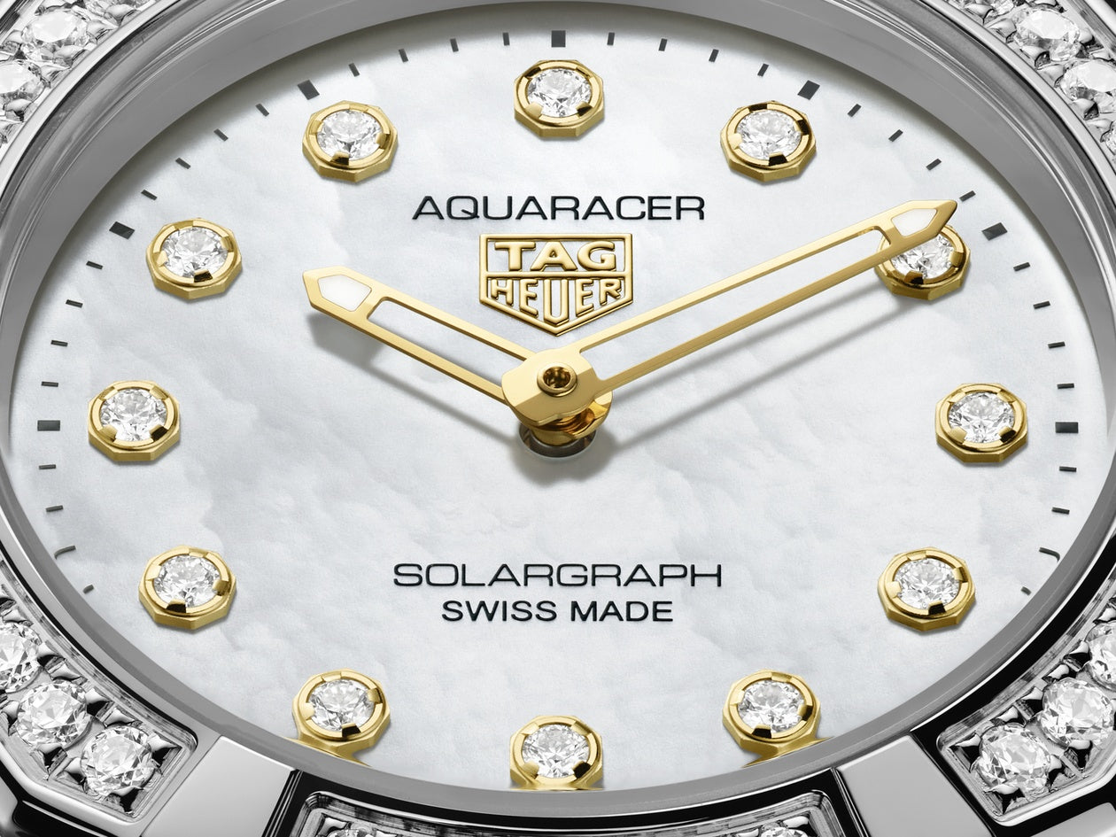 TAG Heuer Aquaracer Professional 100 Solargraph