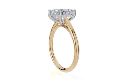 18ct Yellow Gold Marquise Cut 1.58 Carat tw of  Diamond Ring