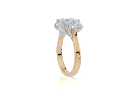 18ct Yellow Gold Oval Cut 3.50 Carat tw of Lab-Grown Diamond Ring