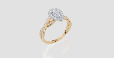 18ct Yellow Gold Pear Cut 0.92 Carat tw of  Diamond Ring