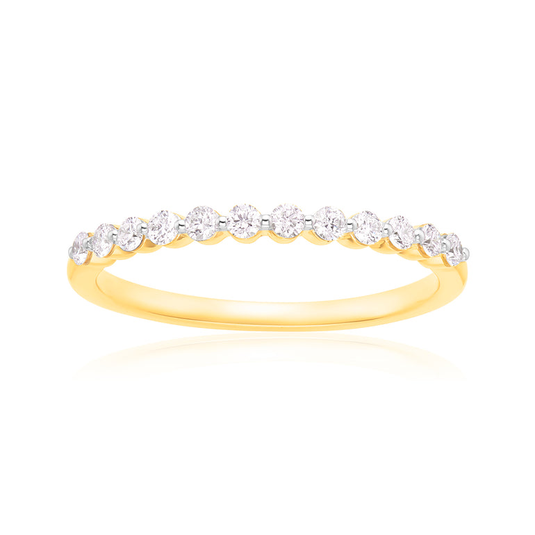 Halo 18ct Yellow Gold 0.25 Carat tw Diamond Band