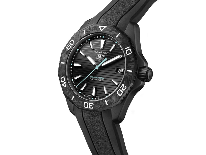 TAG Heuer Aquaracer Professional 200 Solargraph