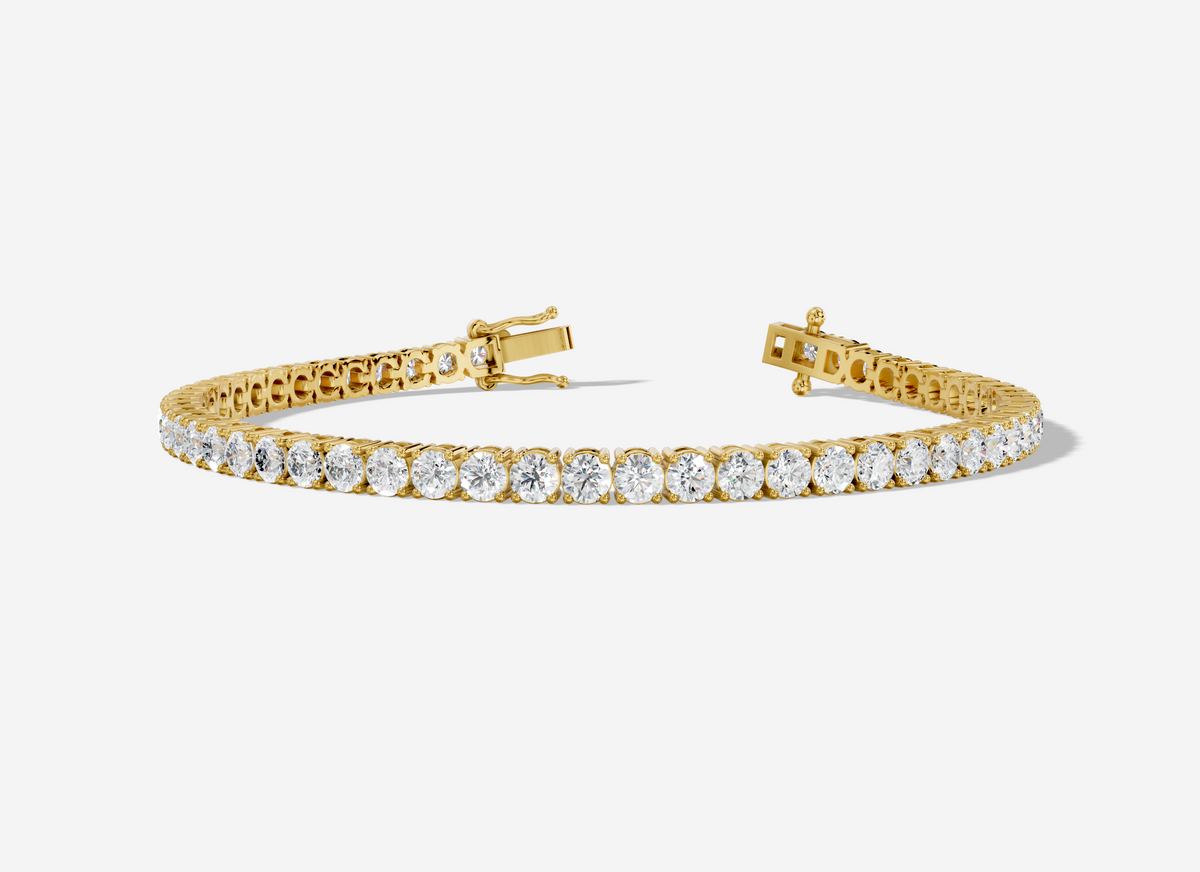 18ct Yellow Gold Round Cut 7.05 Carat tw of Diamonds Tennis Bracelet