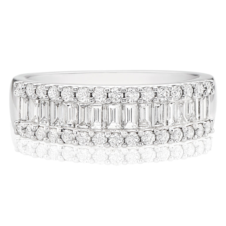 18ct White Gold Round & Baguette Cut with 1 CARAT tw of Diamonds Ring