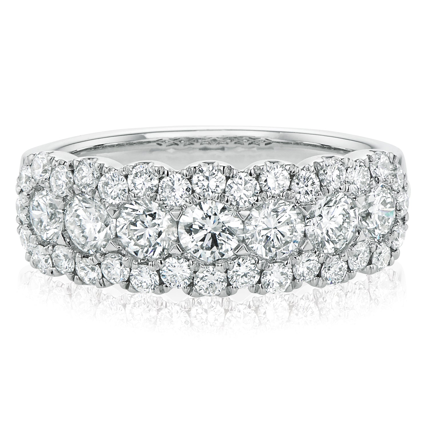 18ct White Gold Round Brilliant Cut with 1 1/2 CARAT tw of Diamonds Ring
