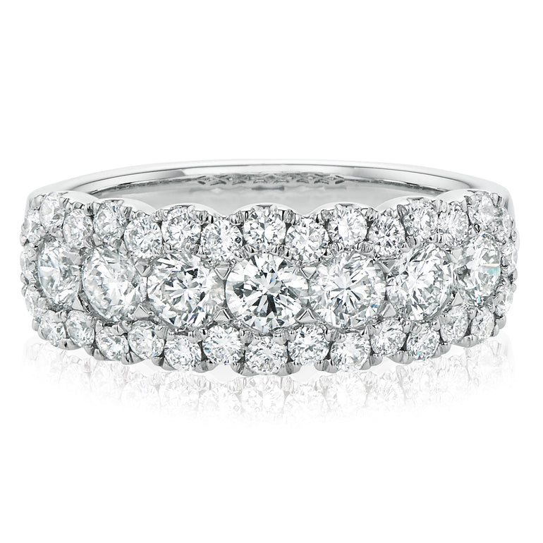 18ct White Gold Round Brilliant Cut with 1 1/2 CARAT tw of Diamonds Ring