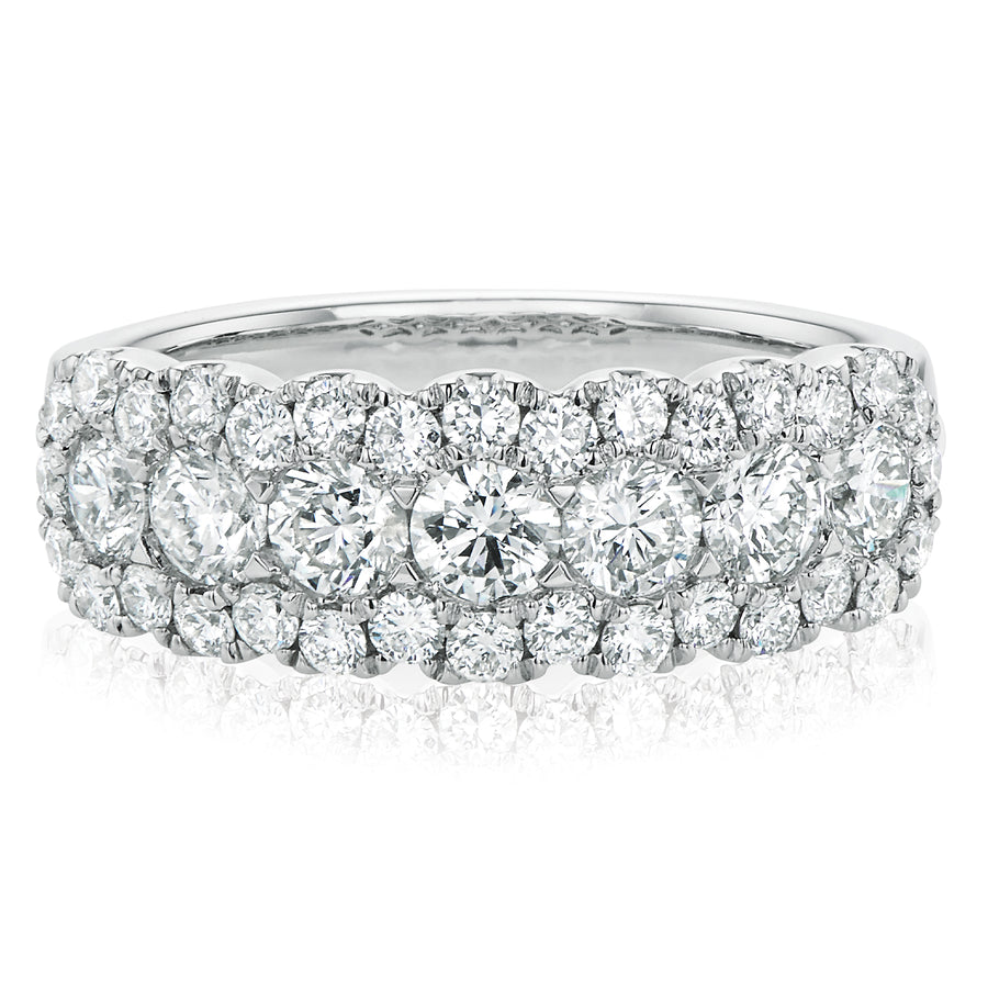 18ct White Gold Round Brilliant Cut with 1 1/2 CARAT tw of Diamonds Ring