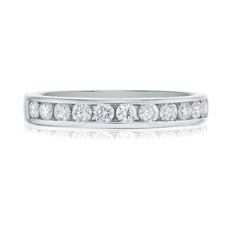 18ct White Gold Round Brilliant Cut with 1/2 CARAT tw of Diamonds Ring