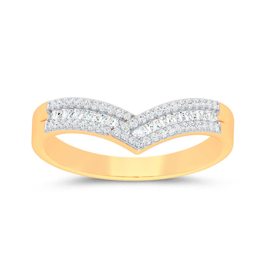 18ct Yellow Gold Round Brilliant Cut 0.25 carat tw Diamond Baguette Ring